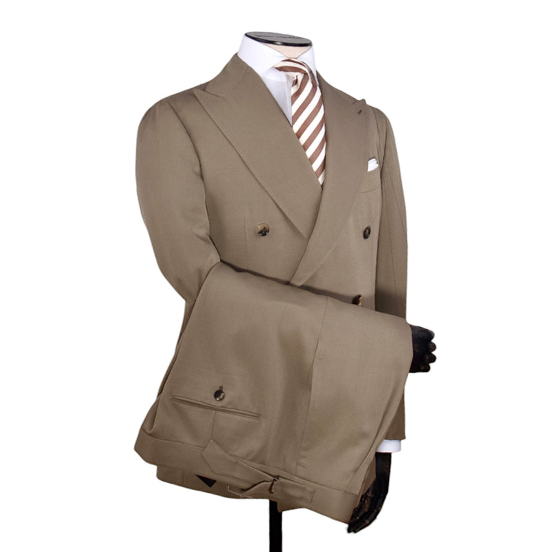 Stile Latino sandbeiger Sommeranzug