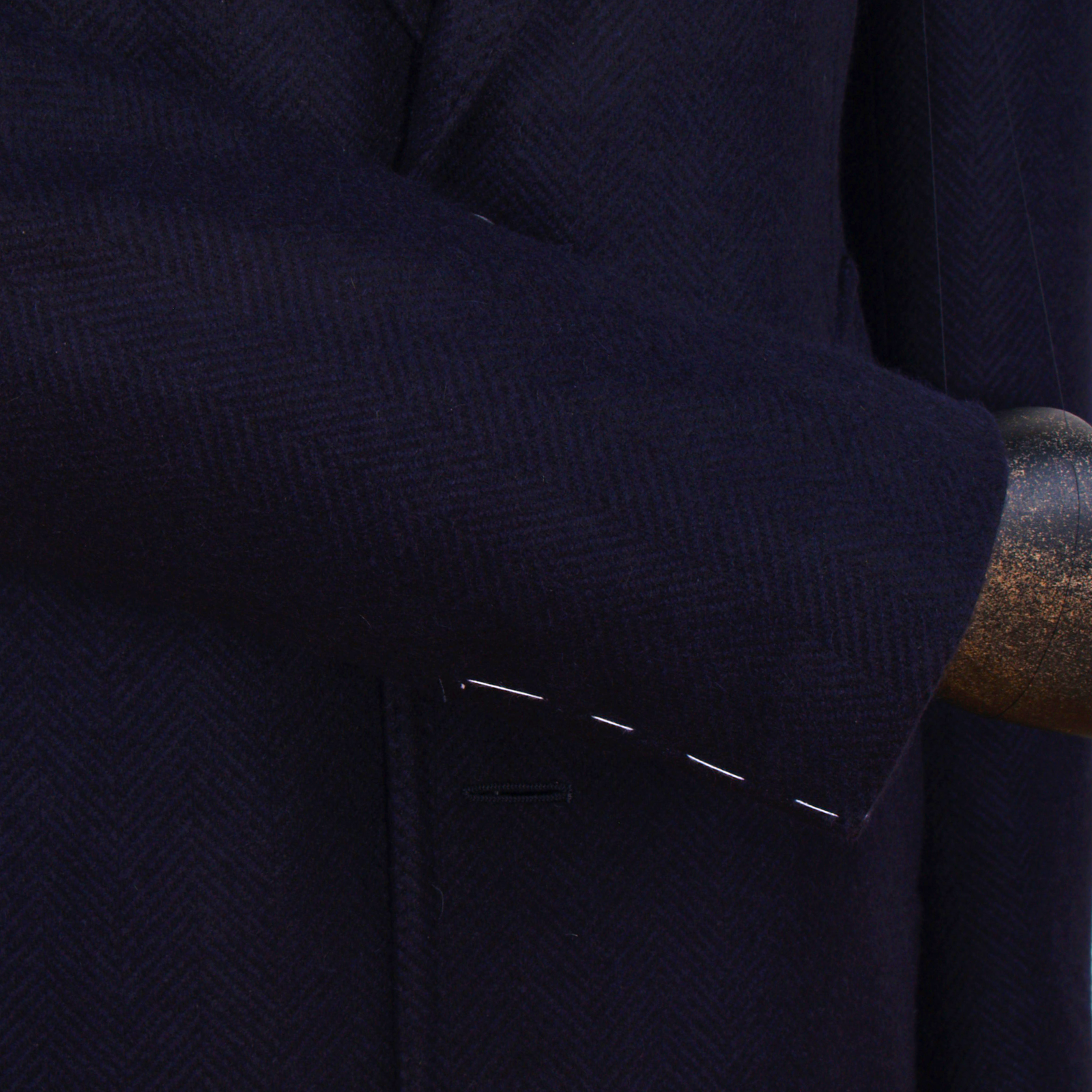 Gaiola Napoli coat dark blue in a wide herringbone pattern